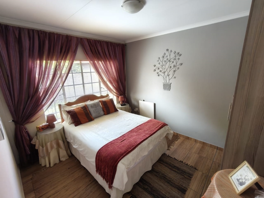 3 Bedroom Property for Sale in Waterkloof East North West